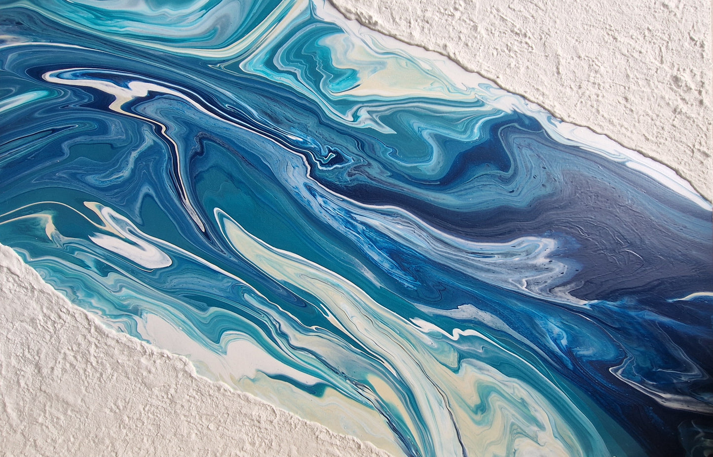 'overflowing'